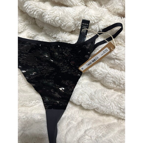 SKIMS Sequin String Thong Onyx Black NWT Size 3X - Picture 3 of 4